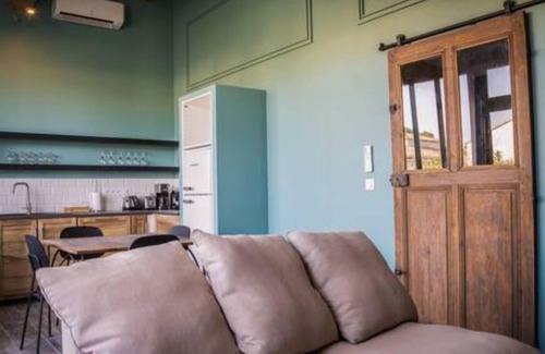 Saint-Andiol Apartment | Charming, quiet T1