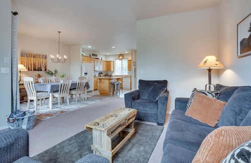 Redmond House | Charming Redmond Townhome w/Resort Amenities