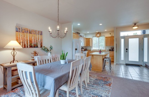 Redmond House | Charming Redmond Townhome w/Resort Amenities