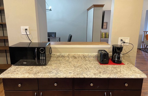 Menomonee Falls House | Charming remodeled 2-bedroom furnished home in safe, delightful Menomonee Falls