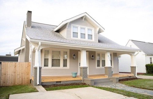 High Point House | Charming Remodeled 4 Bedroom Home in Downtown High Point