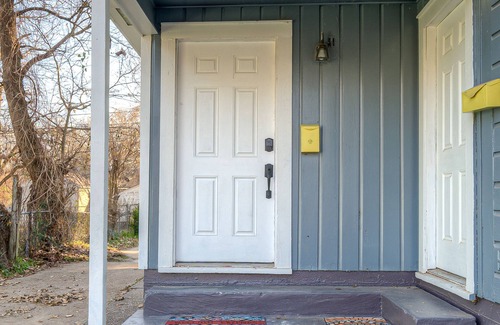 Highland Historic District House | Charming Remodeled Home close to several hospitals, downtown,.