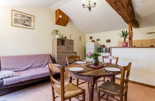 Corcoue-sur-Logne Cottage | Charming Renovated Farmhouse with Pond, Near Nantes - WiFi, Baby Equipment Included