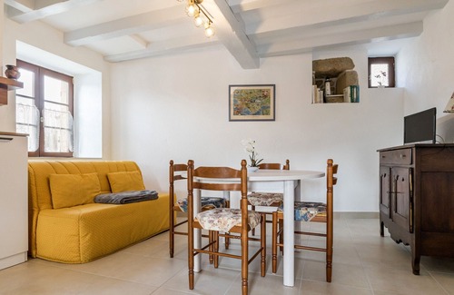Piriac-sur-Mer Cottage | Charming Renovated Cottage Near the Sea in Piriac-sur-Mer