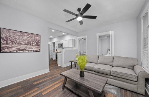 Davenport House | Charming, Renovated Home Near Parks & Colleges