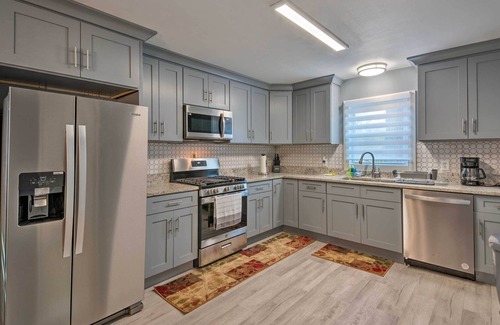 Mount Berry House | Charming Rome House w/ Renovated Kitchen!