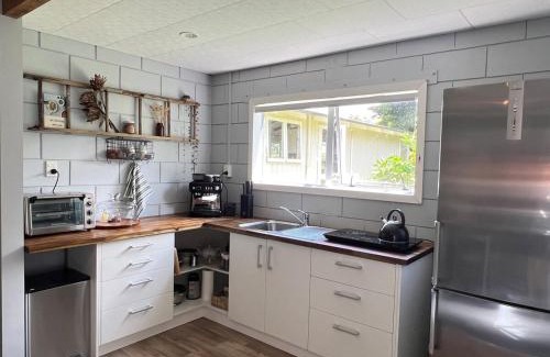 Eureka Apartment | Charming Rural Farm Cottage NOT Two bedrooms