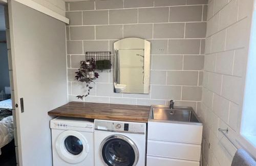 Eureka Apartment | Charming Rural Farm Cottage NOT Two bedrooms