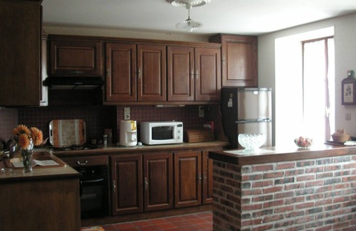 Gehee Cottage | Charming Rustic Home in Berry - Near Zoo, Game Room, Garden & More!