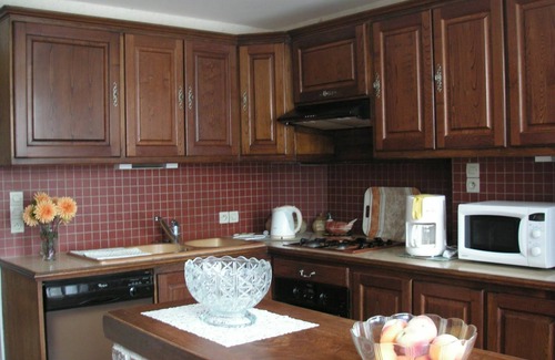 Gehee Cottage | Charming Rustic Home in Berry - Near Zoo, Game Room, Garden & More!