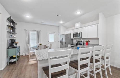 Fayetteville House | Charming S. Fayetteville Home. Near University of Arkansas+Golfing+Hiking+Biking