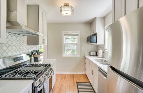 Highland House | Charming Saint Paul Retreat: 7 Mi to Downtown!