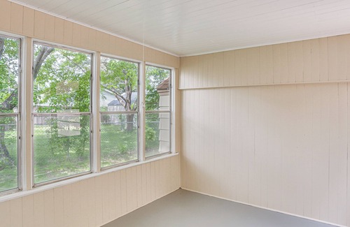 Highland House | Charming Saint Paul Retreat: 7 Mi to Downtown!