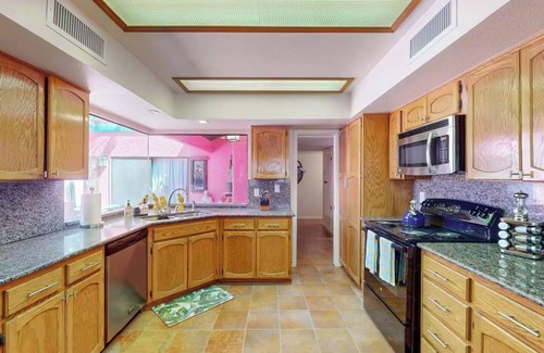 El Paso House | Charming San Miguel-style 3-bedroom house with office in West El Paso