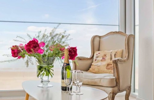 Duinbergen Apartment | Charming sea-view apartment