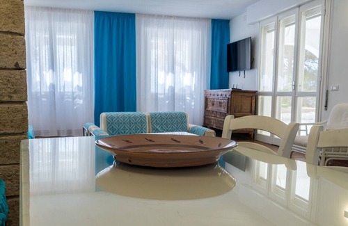 Alghero Villa | Charming Seaside House 🏖️ - Q8047