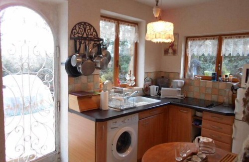 Pougnadoresse Cottage | Charming self-catering stone cottage in the UZES region with shared swimming pool