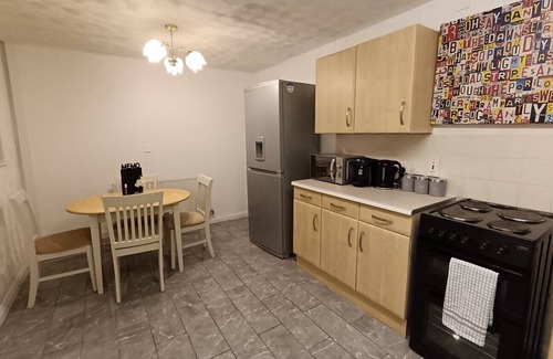 Heeley House | Charming Sheffield Serenity