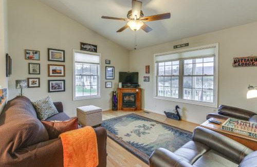 Shenandoah House | Charming Shenandoah Retreat with Deck!