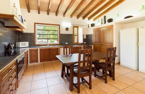 Crestatx Villa | Charming Single Storey Villa with A/C, Private Pool and Beautiful Mountain Views close to Pollensa!