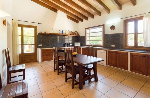 Crestatx Villa | Charming Single Storey Villa with A/C, Private Pool and Beautiful Mountain Views close to Pollensa!