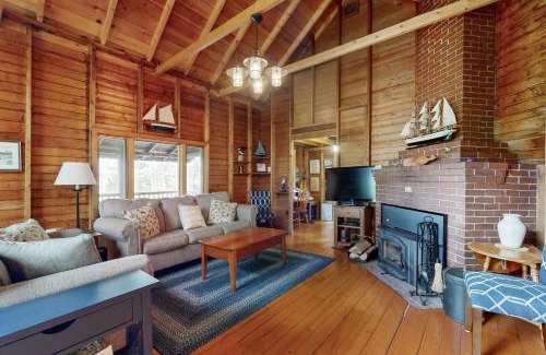 South Bristol House | Charming South Bristol Cottage