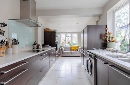 Wimbledon House | Charming & Spacious 2BD House w/Garden - Wimbledon