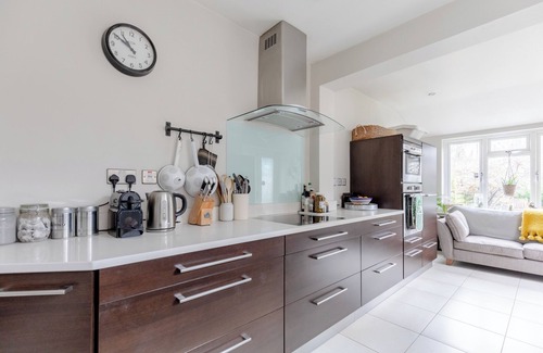 Wimbledon House | Charming & Spacious 2BD House w/Garden - Wimbledon