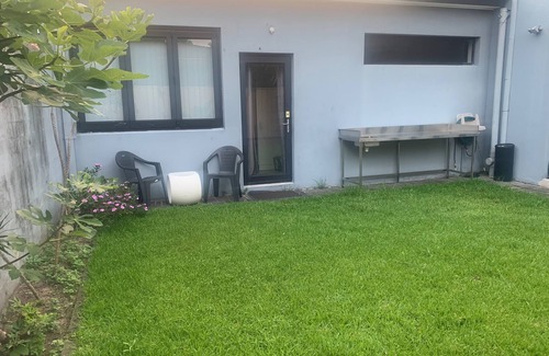 Kogarah House | Charming Spacious & Stylish 1 Bedroom Hse Near Rockdale Plaza, beach & Airport