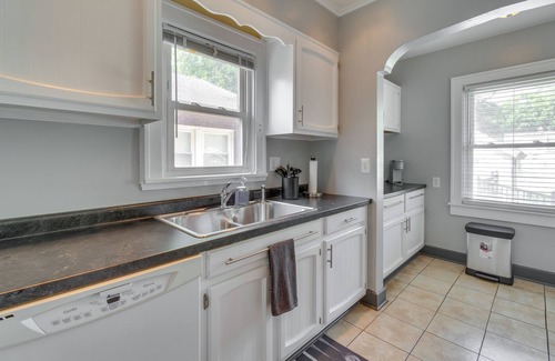 Springfield House | Charming Springfield Home: 2 Mi to Downtown