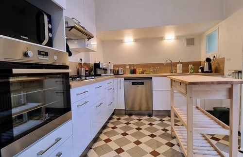 Carrieres-sur-Seine Cottage | Charming Stone House with Garden, Fireplace, Near Paris & Versailles, All-Inclusive Amenities