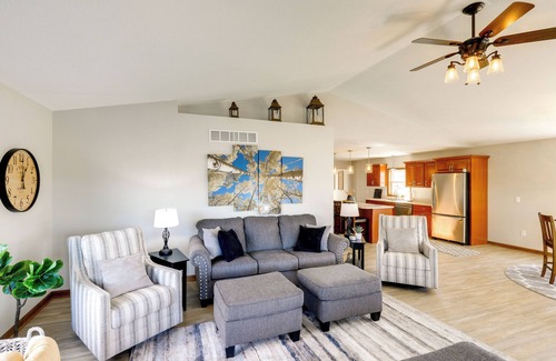 Stanwood House | Charming Stanwood Home on Muskegon River!