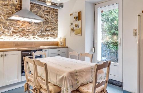 Le Mesnil House | Charming Stay in Viroinval, cleaning included