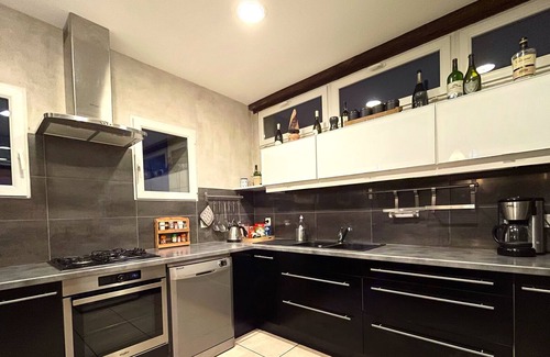 Basseneville House | Charming stone house with swimming pool