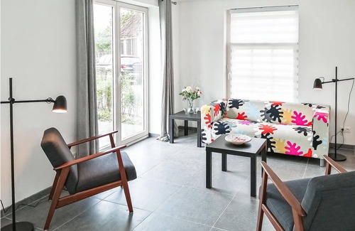 Sint Anna ter Muiden House | Charming stone house in small streets and with plenty of space for family and friends.