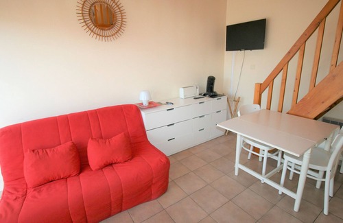 La Tranche-sur-Mer Apartment | Charming Studio Near Beach with Private Terrace, La Tranche-sur-Mer