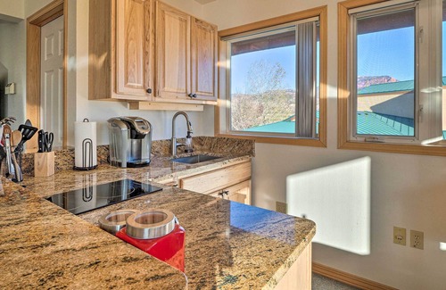 New Harmony Apartment | Charming Studio - 3 Miles From Kolob Canyons!
