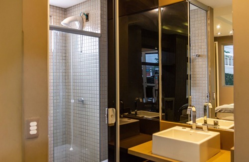 Lagoa da Conceicao Apartment | Charming studio, Downtown in LagoaDaConceição N759