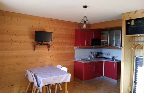 Jougne Apartment | Charming studio in a detached house with independent entrance