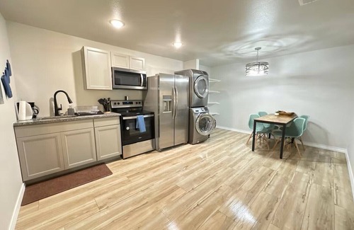 Temple Apartment | Charming studio in amazing Temple with WiFi, AC