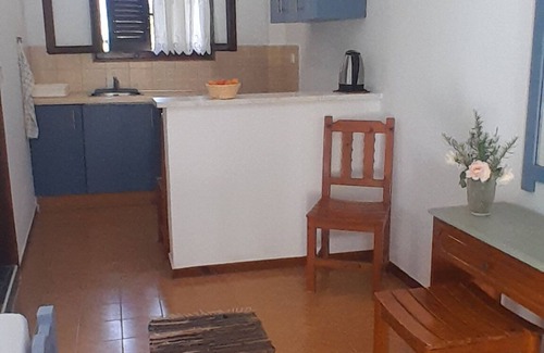 Katsarou Apartment | Charming studio in lovely Skiathos with WiFi, AC 400 m from Trulos beach
