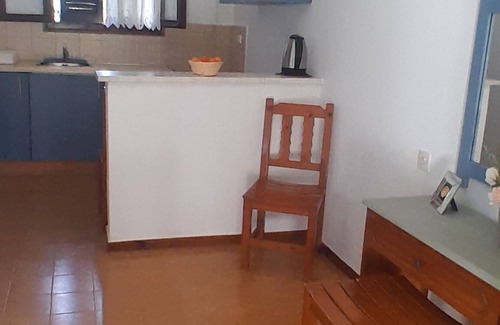 Katsarou Apartment | Charming studio in lovely Skiathos with WiFi, AC 400 m from Trulos beach
