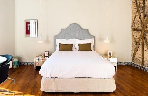 Misericordia Apartment | Charming Studio in the Heart of Lisbon