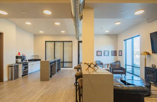 Garfield Apartment | Charming studio in welcoming Phoenix with AC, fitness room, WiFi