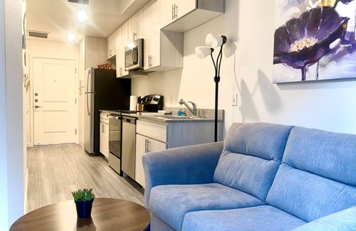 Garfield Apartment | Charming studio in welcoming Phoenix with AC, fitness room, WiFi
