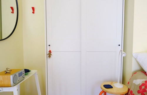 Vashon Island Apartment | Charming studio just a stone's throw from Vashon town.