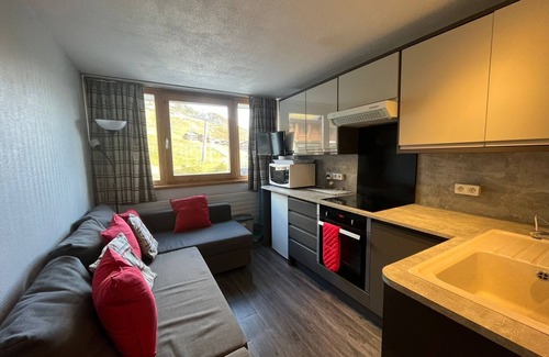 Tignes Apartment | Charming studio, ski-in/ski-out, at the foot of the Palafour chairlift