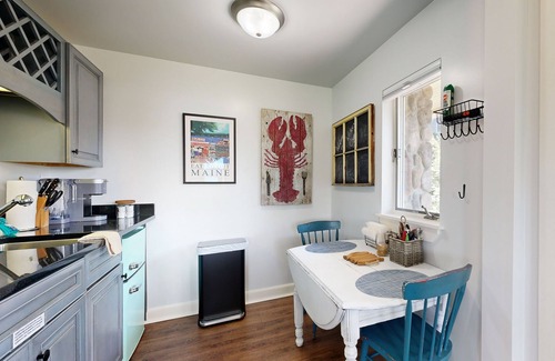 Edgecomb Apartment | Charming Studio with Stunning Bay Views, AC, and Internet