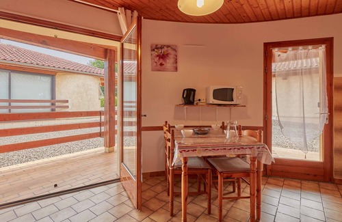 Barbotan-les-Thermes Apartment | Charming T2 in Barbotan with terrace and free parking
