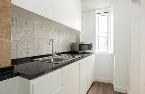 Lisbon Old Town Apartment | Charming T1 - Central Lisbon - Mid-Term Stay